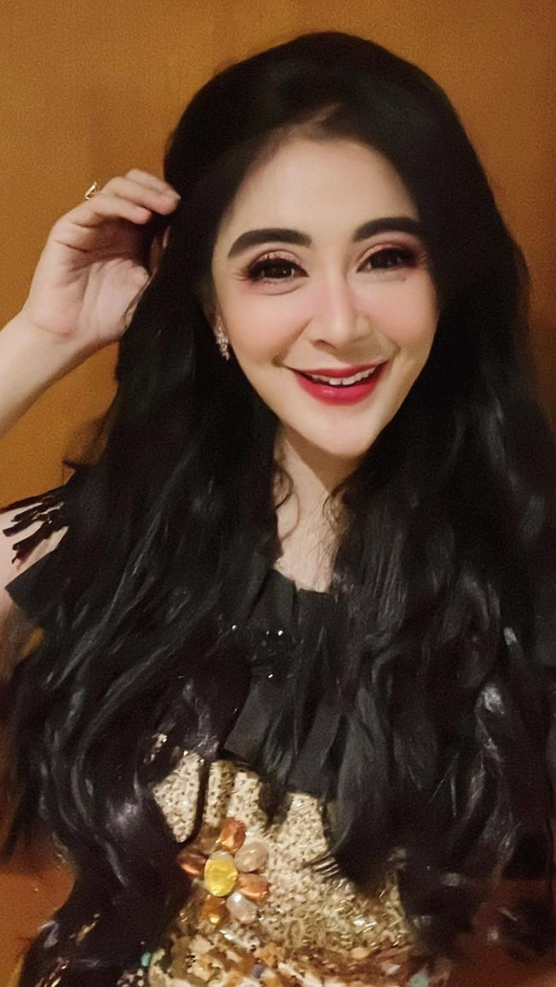 Uut mengungkapkan jika dirinya pernah tinggal di kos-kosan selama enam bulan lantaran belum mendapat asrama