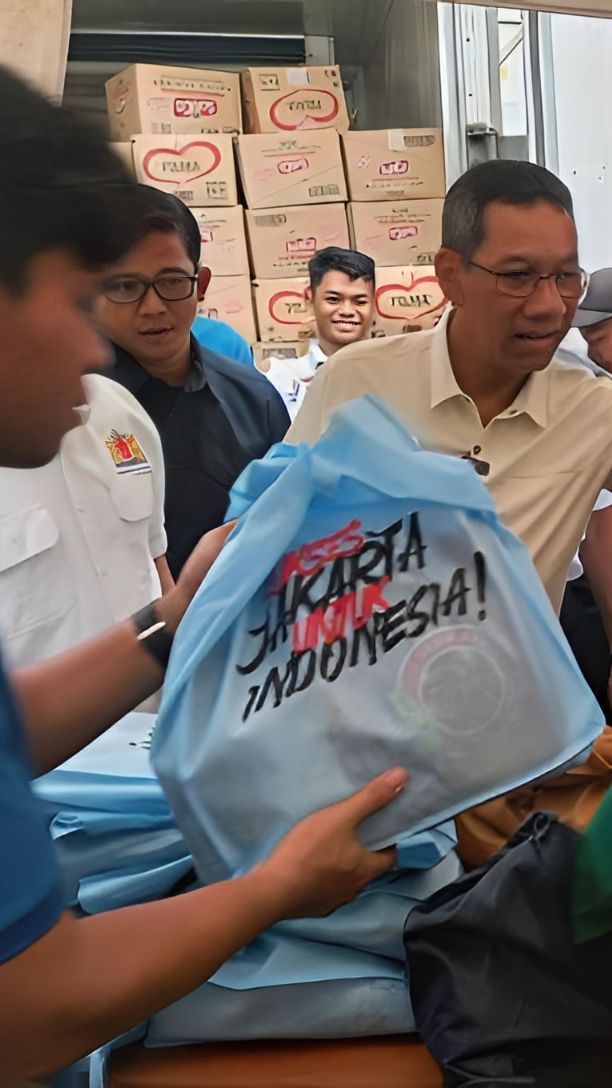 Polemik Sembako Murah Pemprov DKI Jakarta Pakai Tas Biru Muda, Cak Imin: Enggak Punya Malu!