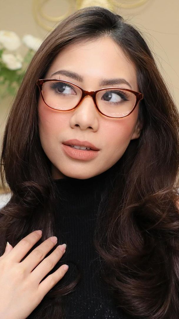 Produk Makeup Serba Nude