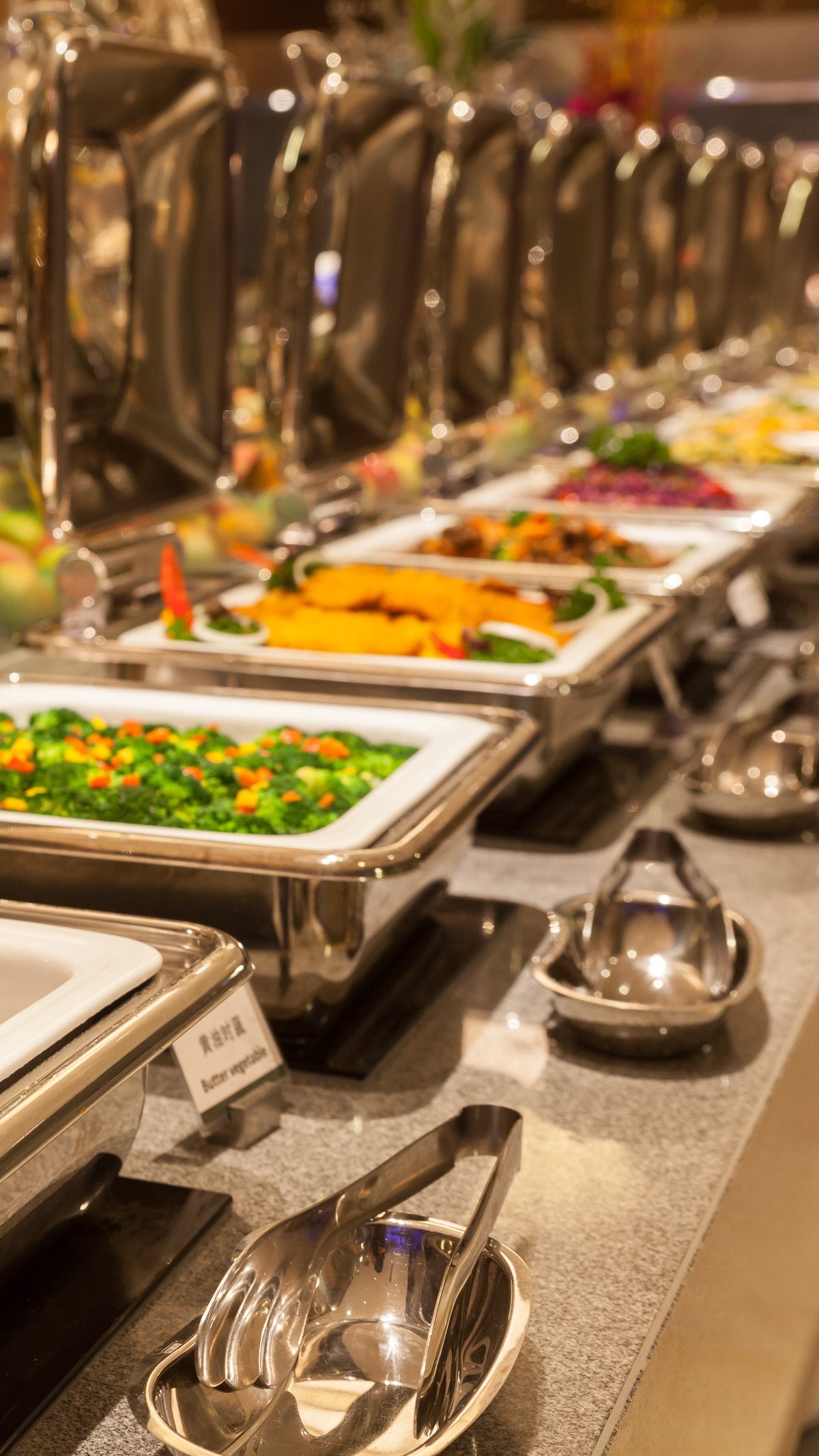 4 Tips Mukbang di Restoran Buffet Saat Buka Puasa