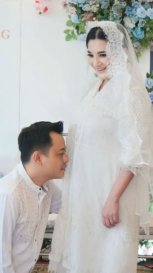 Melahirkan di Usia 42 Tahun, Penampilan Kiki Amalia Disorot