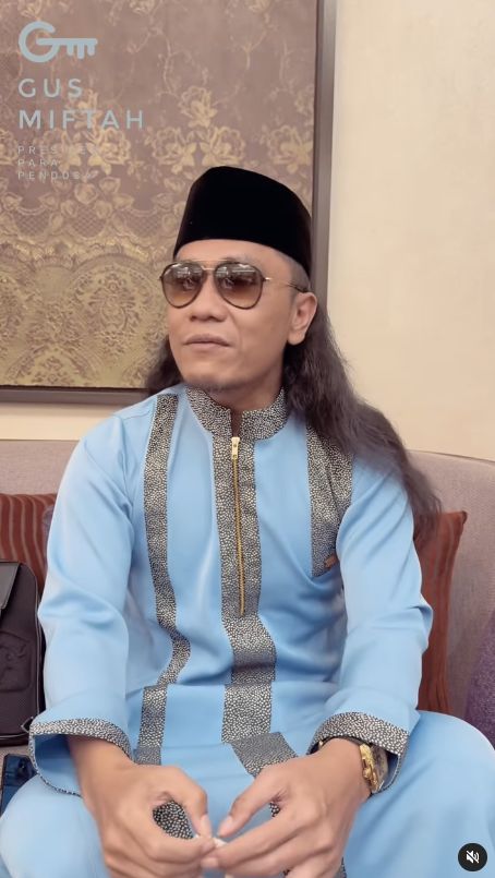 Tak Merasa Sebut Kemenag Soal Aturan Pengeras Suara Masjid, Gus Miftah: `Makanya Jangan Baper`