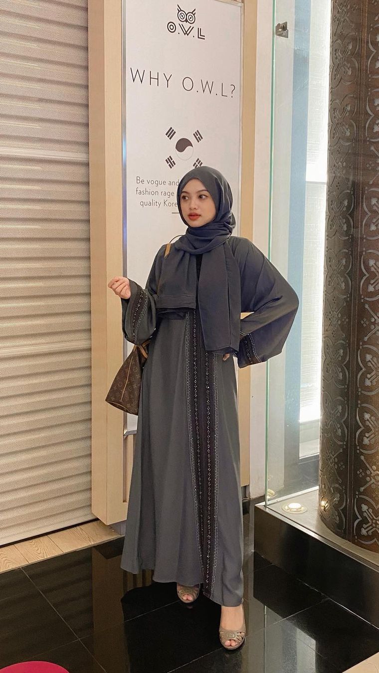3.Gamis yang Memberi Kesan Cantik dan Elegan