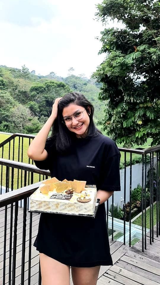 Inilah potret pemilik nama Liza Mayang Gemala