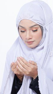 Ciri Wanita yang Sholatnya Tidak Diterima Allah SWT, Jangan Sampai Kamu Masuk Golongan Ini