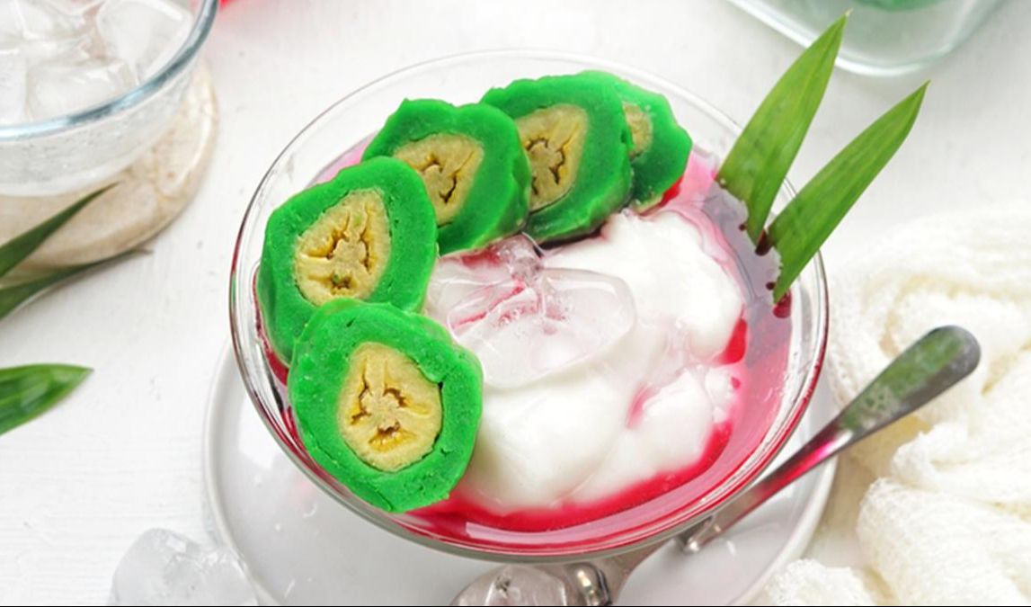 10. Es Pisang Ijo