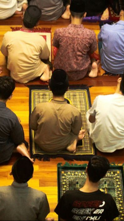 7 Keutamaan Sholat Malam saat Lailatul Qadar, Nilai Ibadah Lebih Baik dari Seribu Bulan