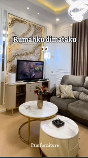 Mereka menyebut jika rumah yang tampak dari luar dan dalam adalah dua rumah yang berbeda