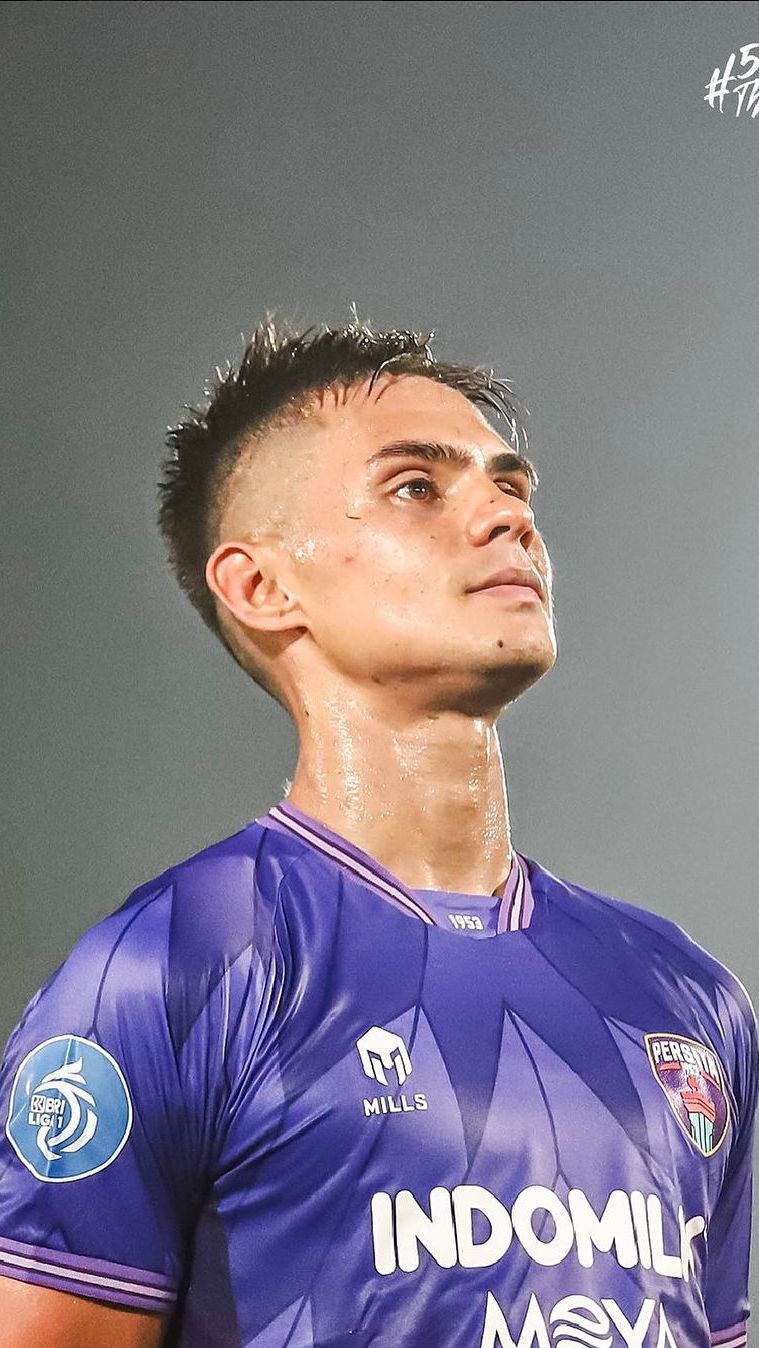 Pengalaman Ramadan Pertama Pesepak Bola Christian Rontini Usai Mualaf