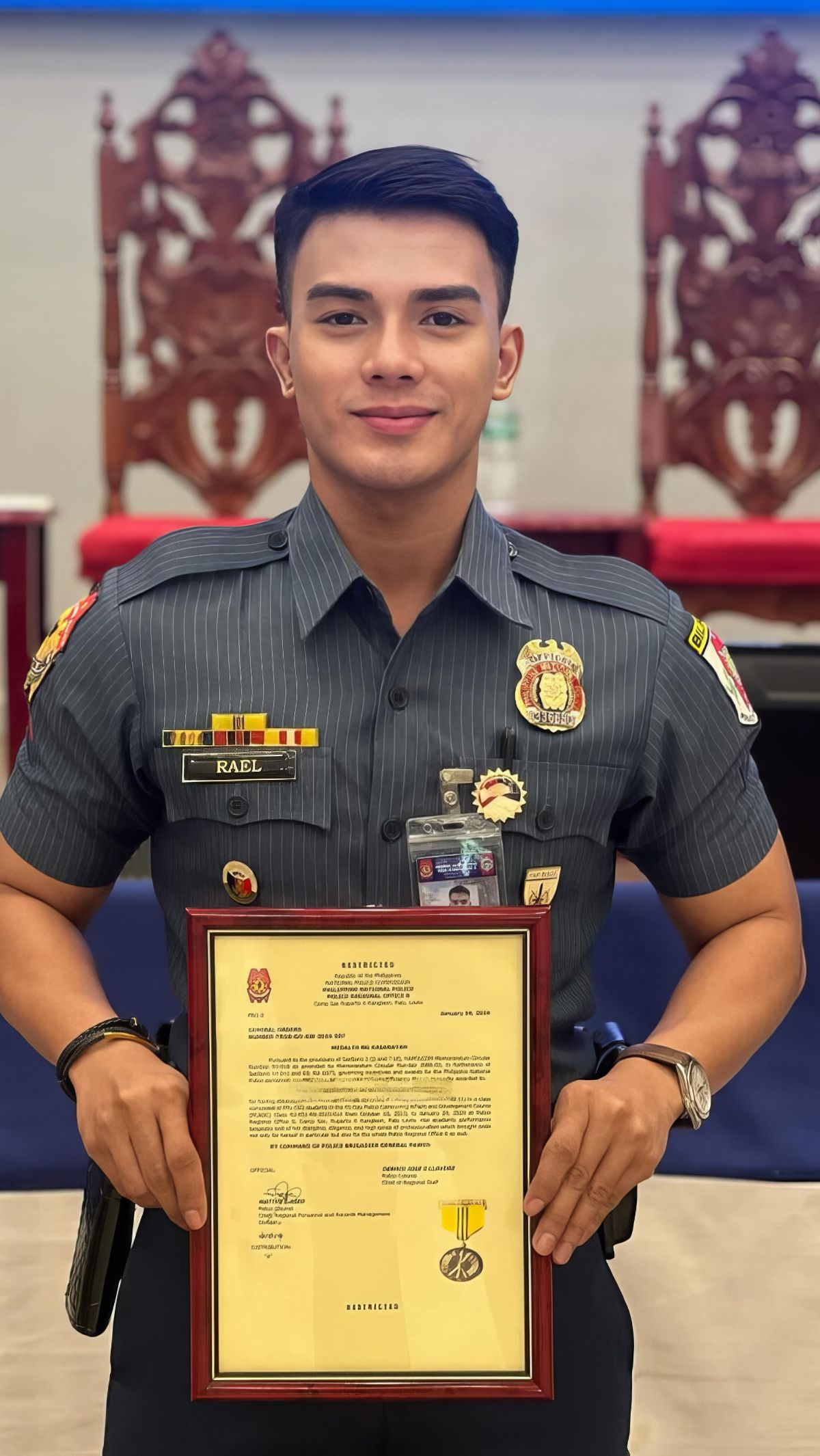 Transformasi Polisi Ganteng yang Sekarang Tampil Glow Gegara Cinta Ditolak, Bikin Mantan Auto Nyesel