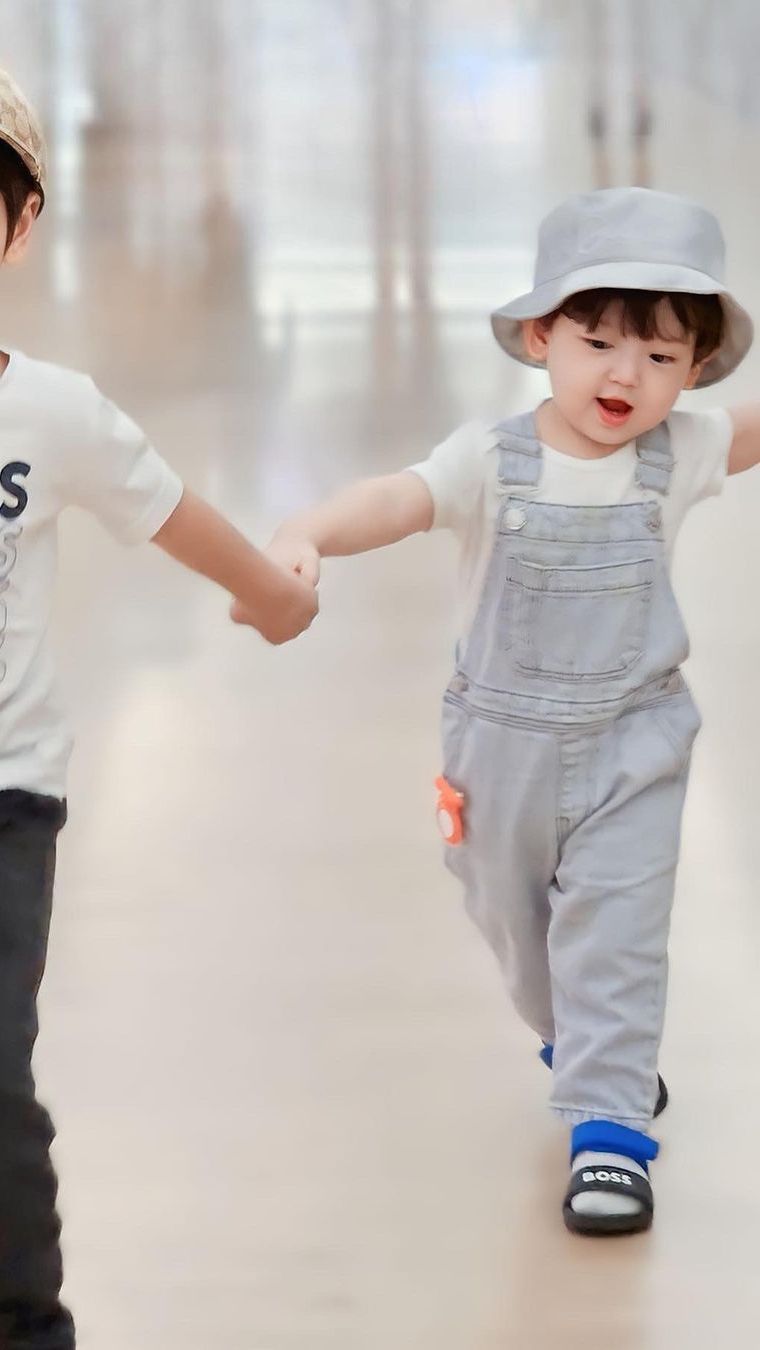 Jourell Kenzie ini merupakan anak kedua yang lahir pada tahun 2022 lalu.