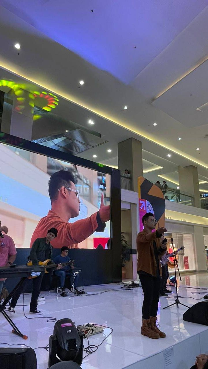 Penampilan Tlinga Band Bikin Seru Hari Pertama di Dream Day Ramadan Fest 2024