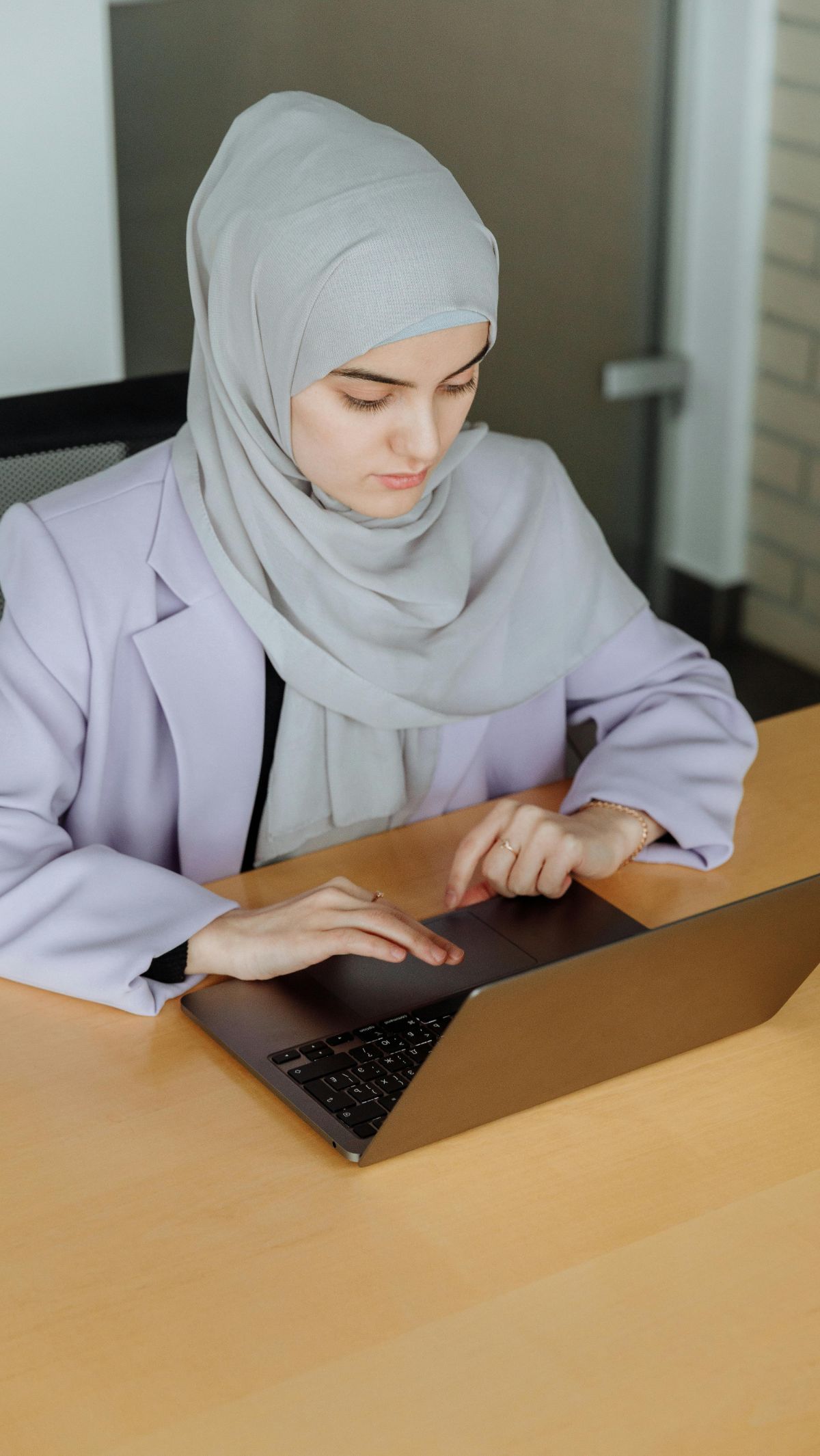 4 Doa Mohon Kemudahan Mendapat Mata Pencaharian, Upaya Raih Rezeki Halal