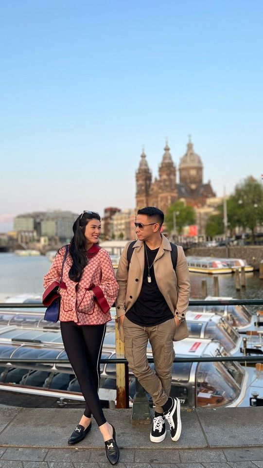 Kini Tinggal Kenangan, Sederet Momen Mesra Stevie Agnecya dan Anggi Pratama, Sering Traveling Berdua