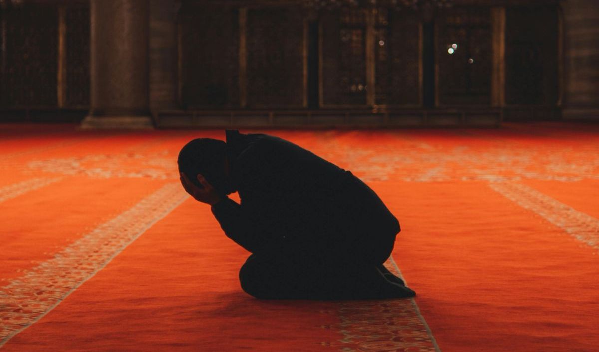 7. Itikaf