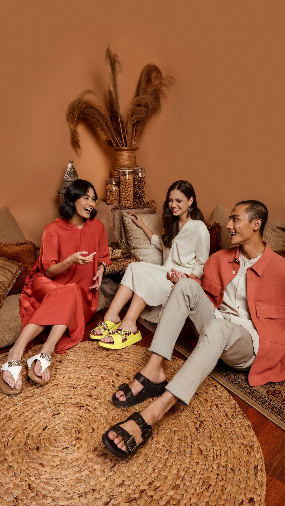 Pilih Alas Kaki yang Nyaman dan Stylish Agar Silaturahmi Lebaran Makin Hangat