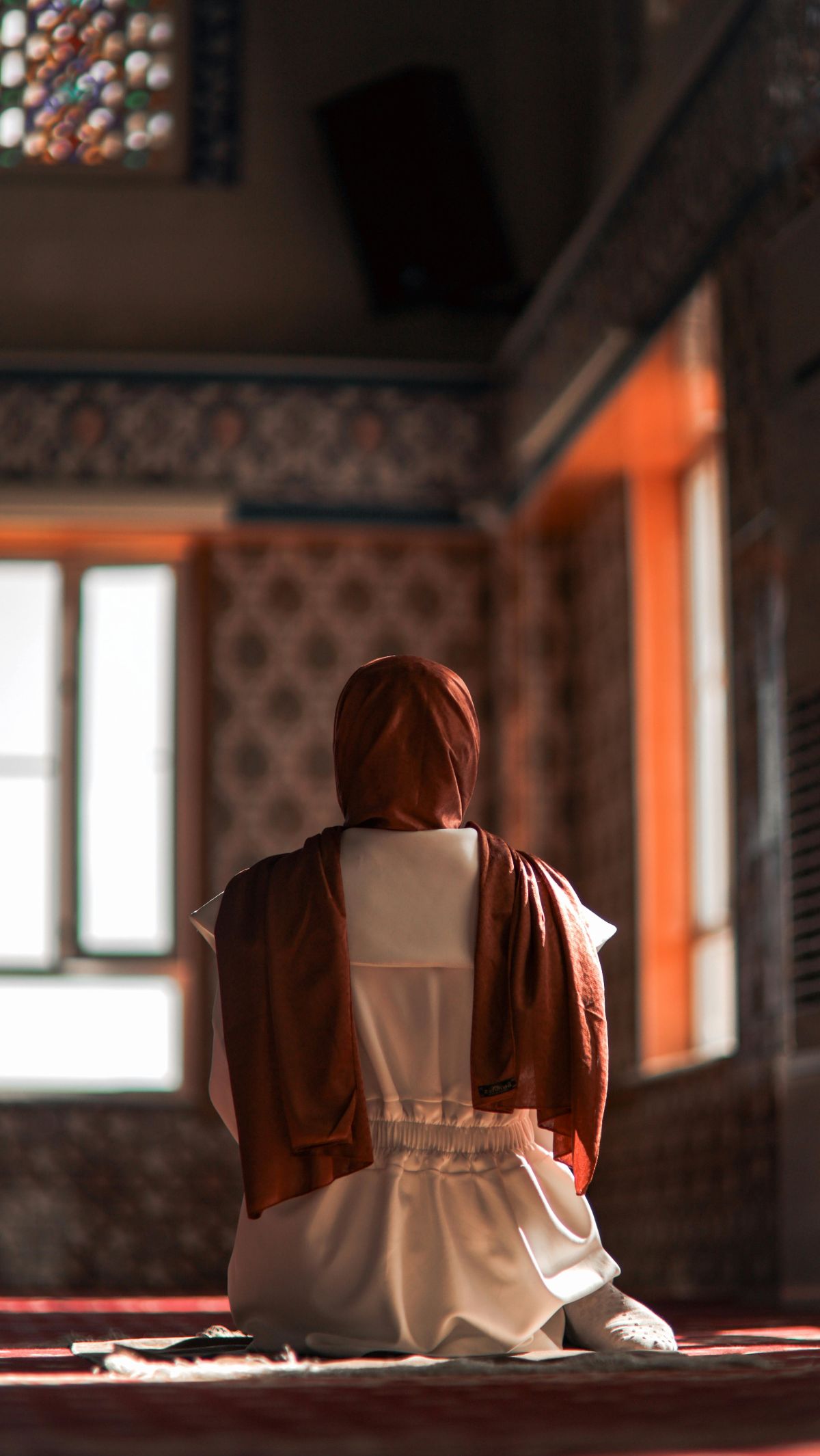 Hukum Perempuan I'tikaf di Masjid dan Hal-Hal yang Boleh Dilakukan, Muslimah Wajib Tahu!