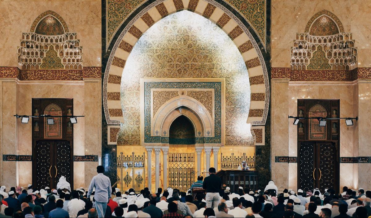 5. Sholat Tarawih Seutama-utamanya Sholat