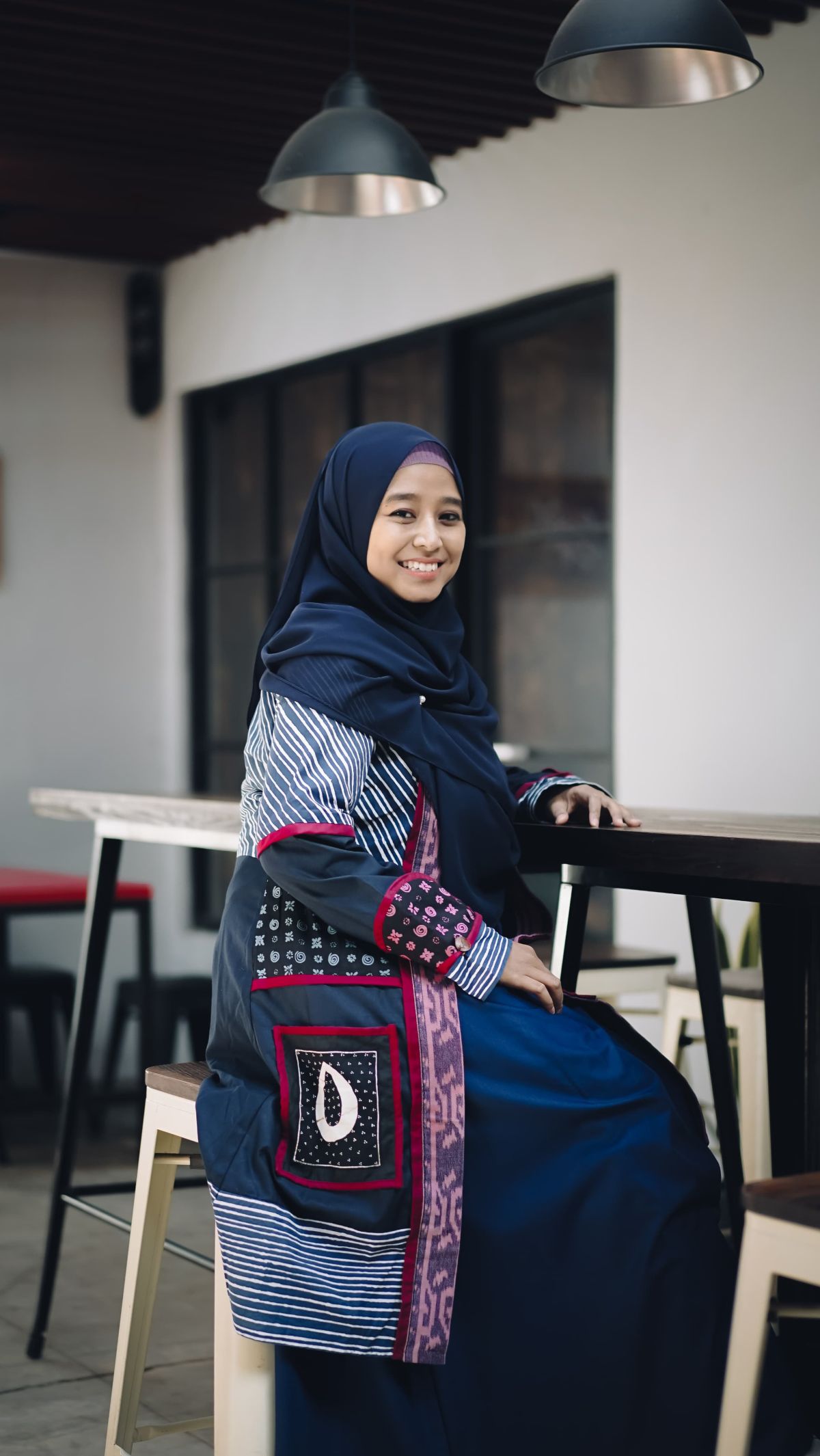 Menggali Inspirasi dari Muyassarotul Hafidzoh, IRT yang Berkarya Lewat Novel hingga Dilirik Produser Film