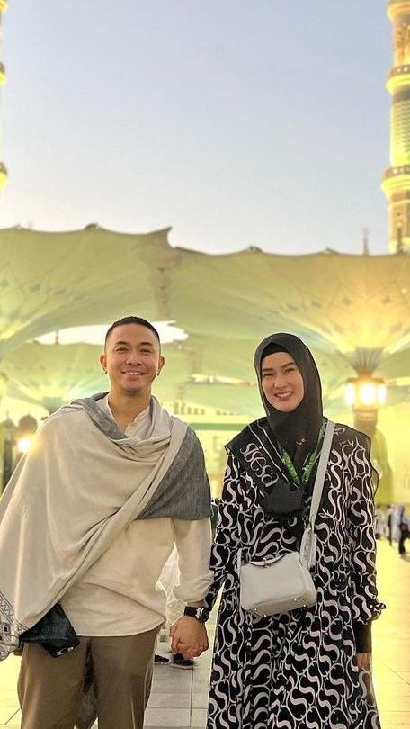 Terus Ditanya Soal Kabar Santet yang Menimpa Stevie Agnecya, Ini Jawaban Keluarga