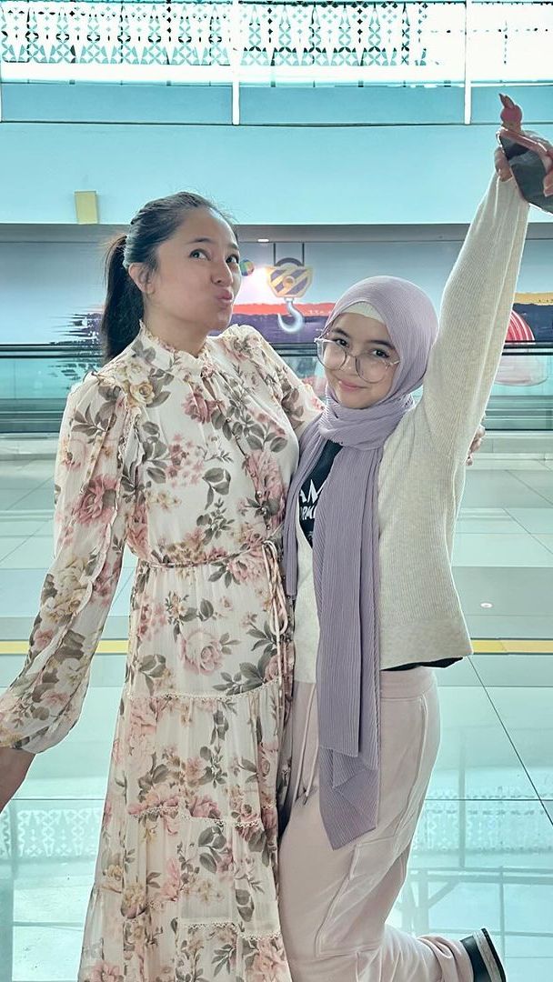 Potret Marshanda dan Sienna Nonton Konser Taylor Swift Jadi Sorotan
