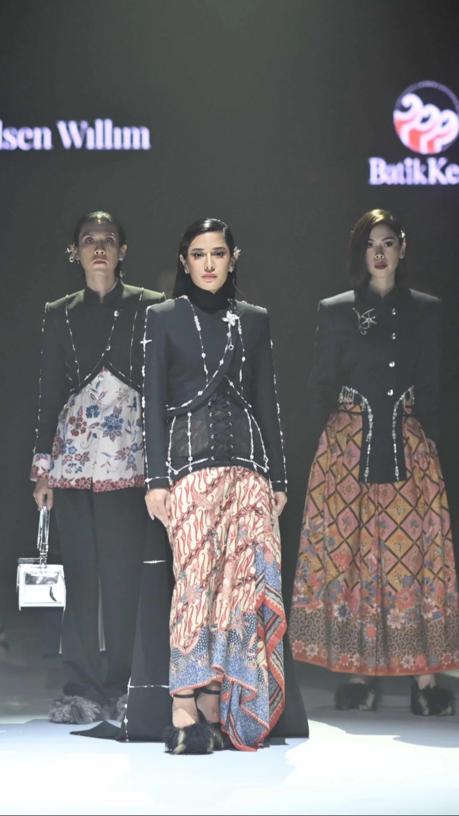 Potret Glamor Busana Etnik Indonesia, Dikemas Lebih Modern dan Berkarakter