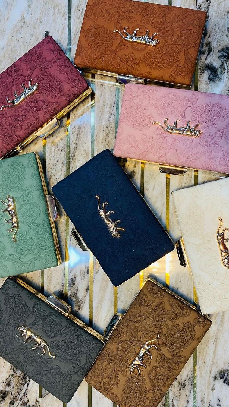 Clutch Bag, Tas yang Cocok untuk Acara Formal