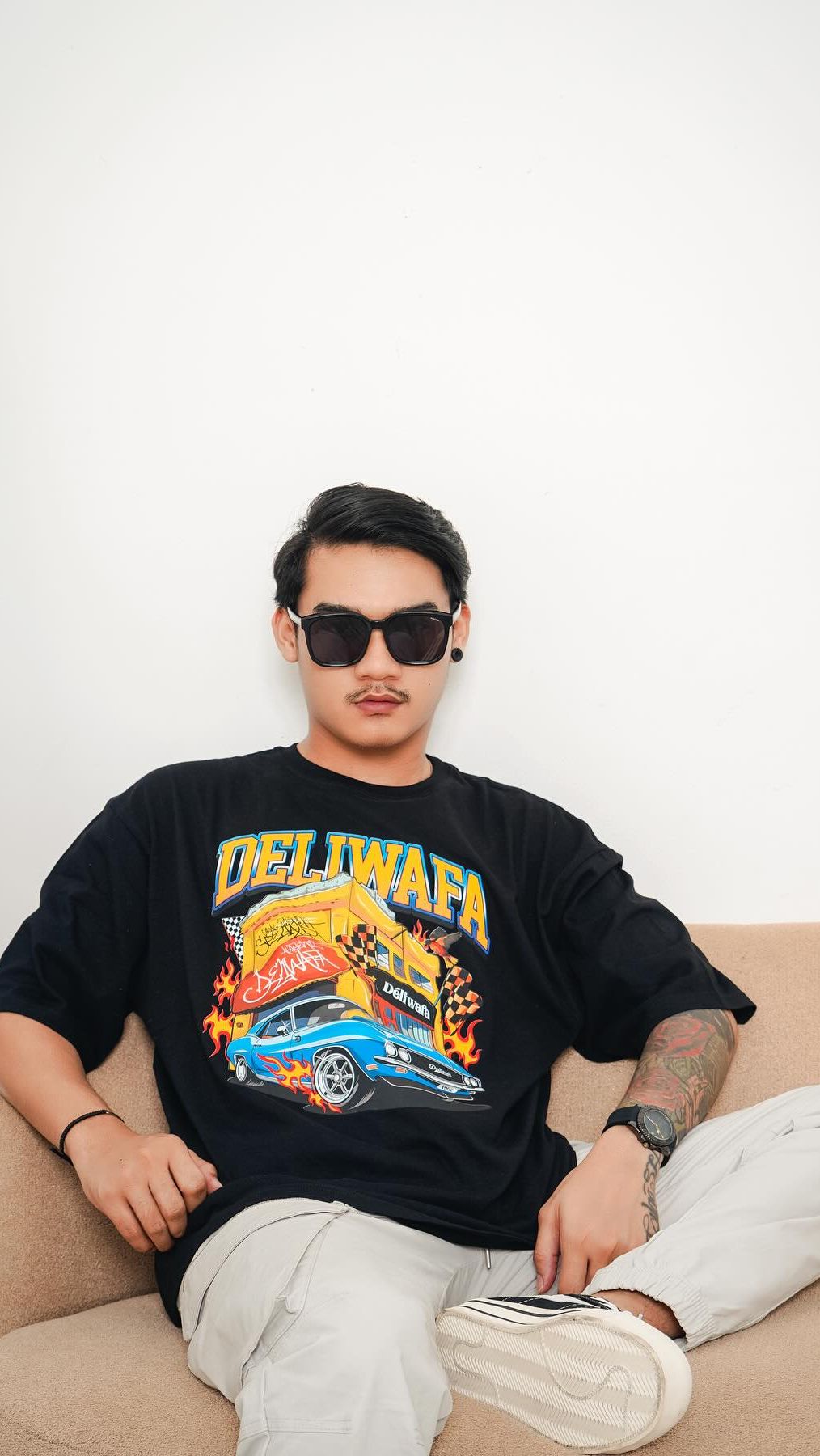 Ia kerap membuat cover lagu-lagu ambyar dengan berbagai genre. Lagu-lagu yang dicovernya seperti