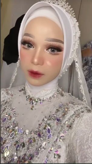 Unggahan itu pun langsung dibanjiri komentar netizen