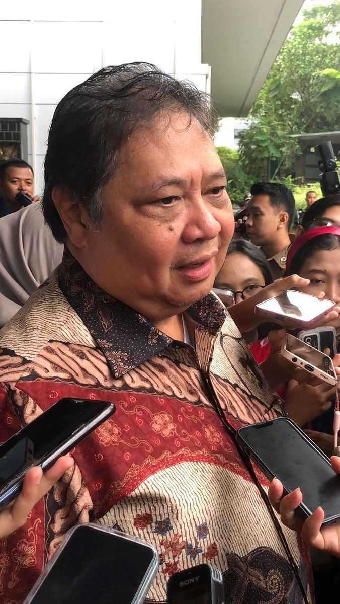 Menteri Airlangga Jawab Isu Dana BOS untuk Makan Siang Gratis