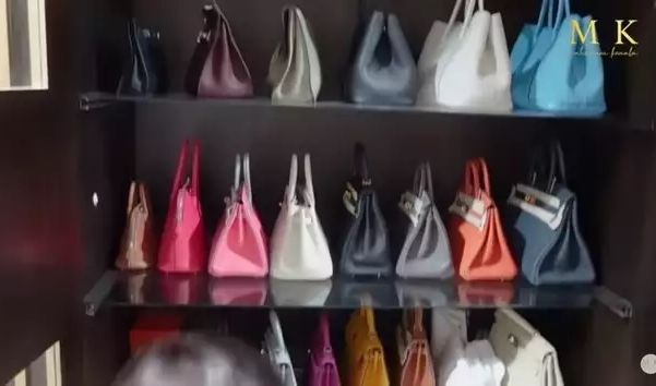 Tas