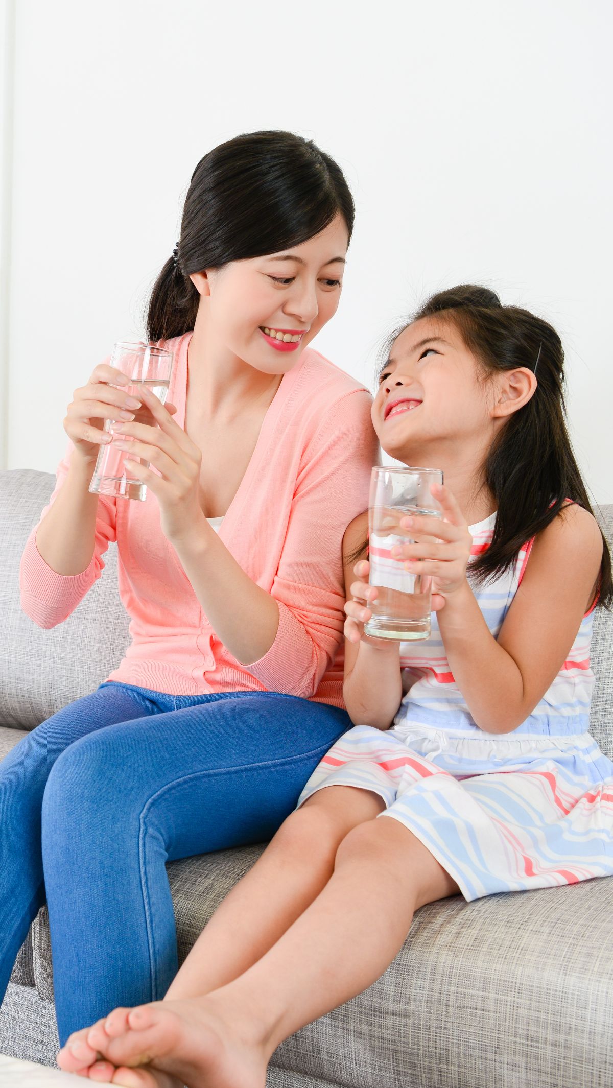 Ibu dan Anak Bisa Penuhi Kebutuhan Air Minum Berkualitas Saat Mudik dengan Mengunjungi Posko OPOR