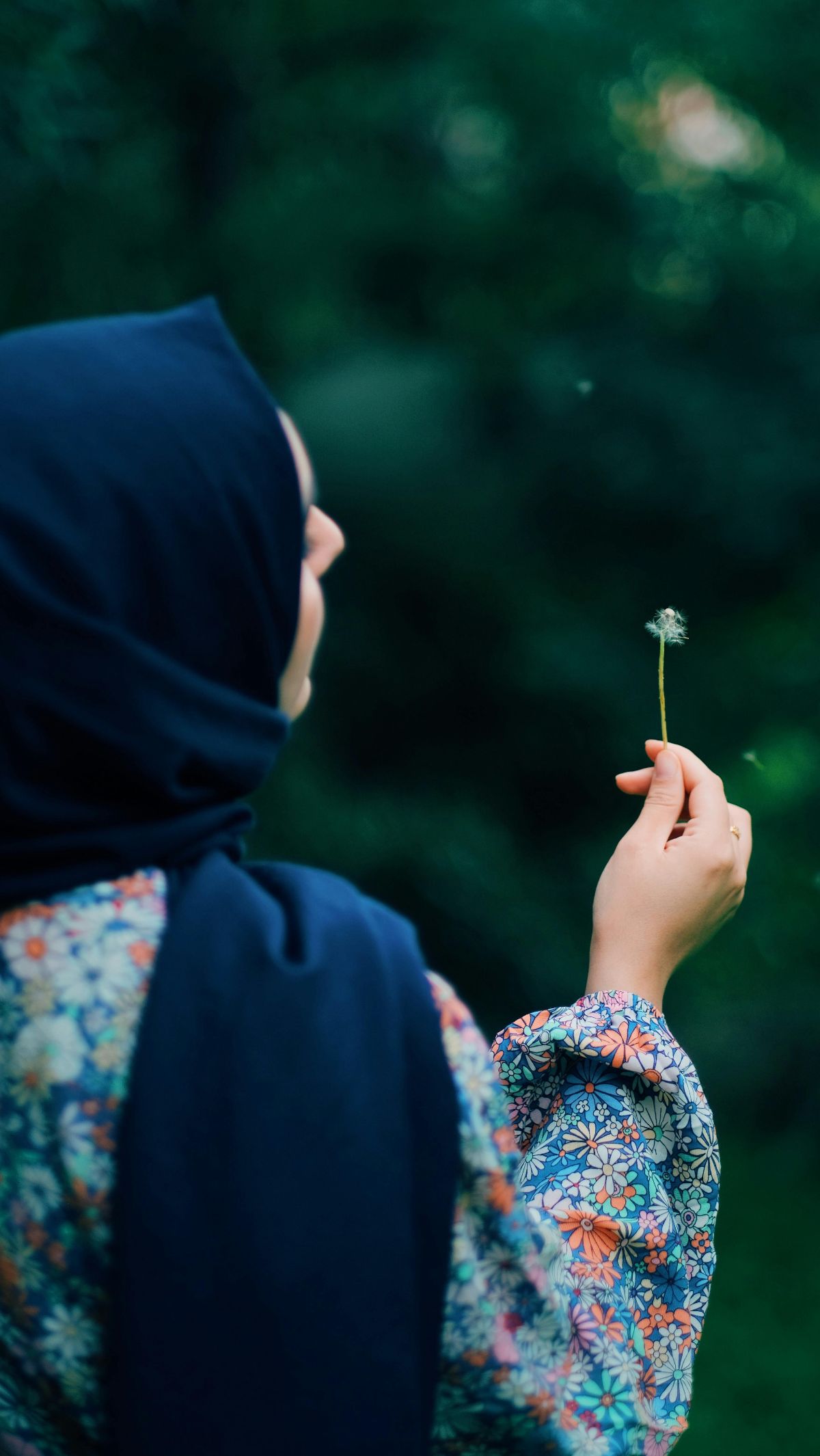 3 Golongan Muslimah yang Tidak Wajib Berhijab, Siapa Sajakah Mereka?