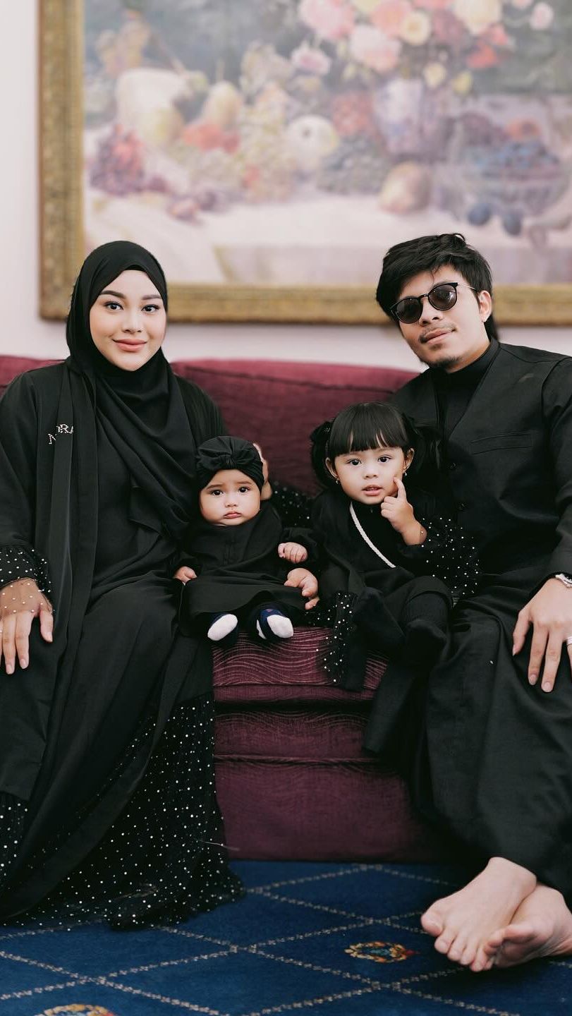 Atta Halilintar dan Aurel Hermasnyah sebelumnya merayakan momen lebaran di Tanah Suci Mekkah