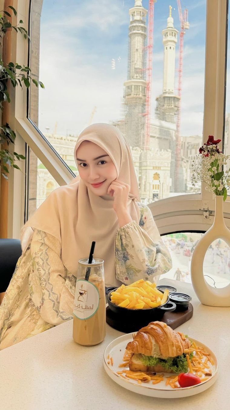 7 Potret Rumah Melody Prima, Desain Simpelnya Bikin Kesan Mewah Terpancar