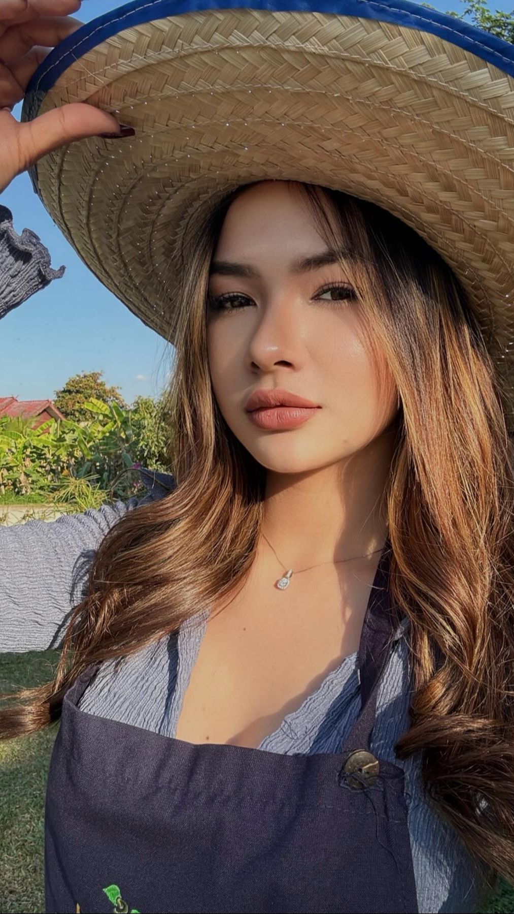 Inilah potret Monica Muller selebgram sekaligus artis blasteran Indonesia-Jerman