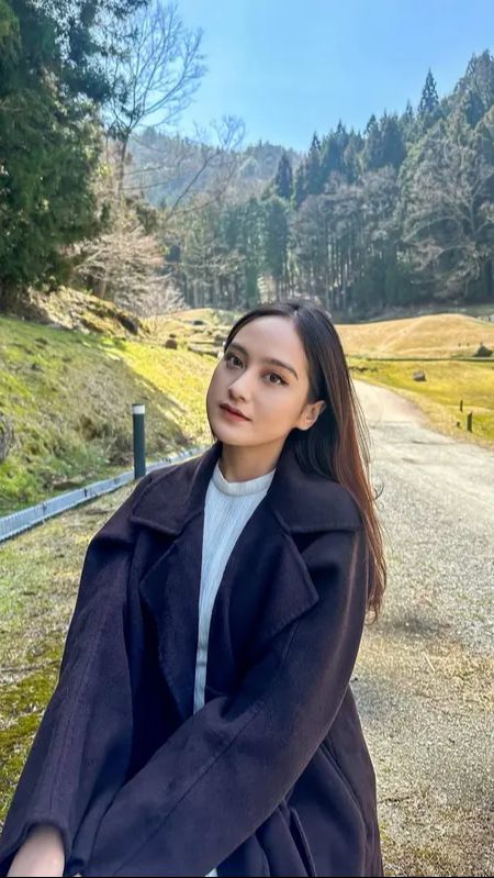 Dituding Jadi Orang Ketiga Dalam Hubungan Rizky Nazar dan Syifa Hadju, Begini Klarifikasi Salshabilla Adriani