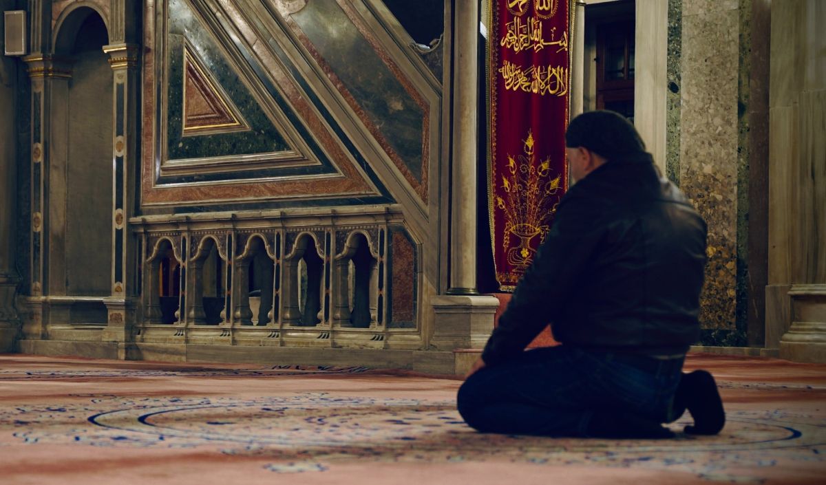 Dalil tentang Sholat Tepat Waktu