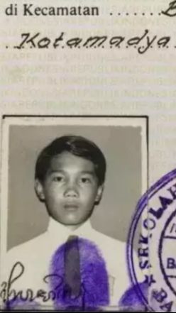 Begini potret lawas Ridwan Kamil saat lulus dari Sekolah Dasar