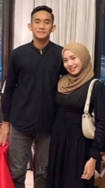 Sendy Aulia merupakan pacar dan kapten Timnas, Rizky Ridho.