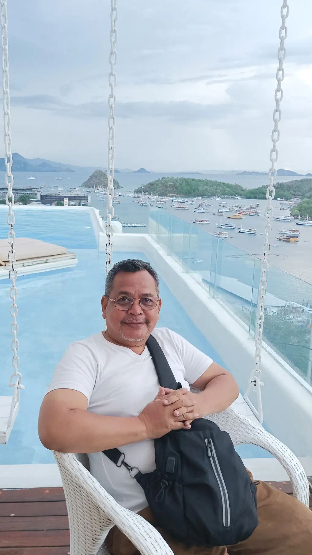 Meski begitu sang istri justru meminta cerai lantaran tak kuat harus hidup serba kekurangan