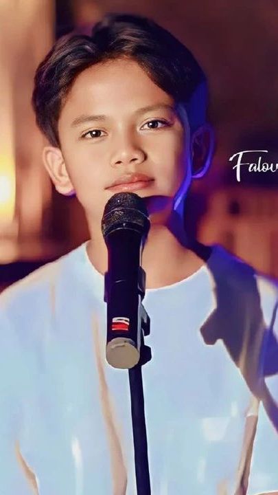 Pedangdut cilik Farel Prayoga kini masih tetap aktif bernyanyi