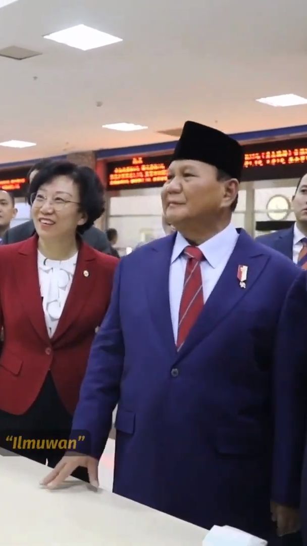 Kunjungan ke Sekolah di China, Prabowo Subianto Tinjau Program Makan Siang Gratis