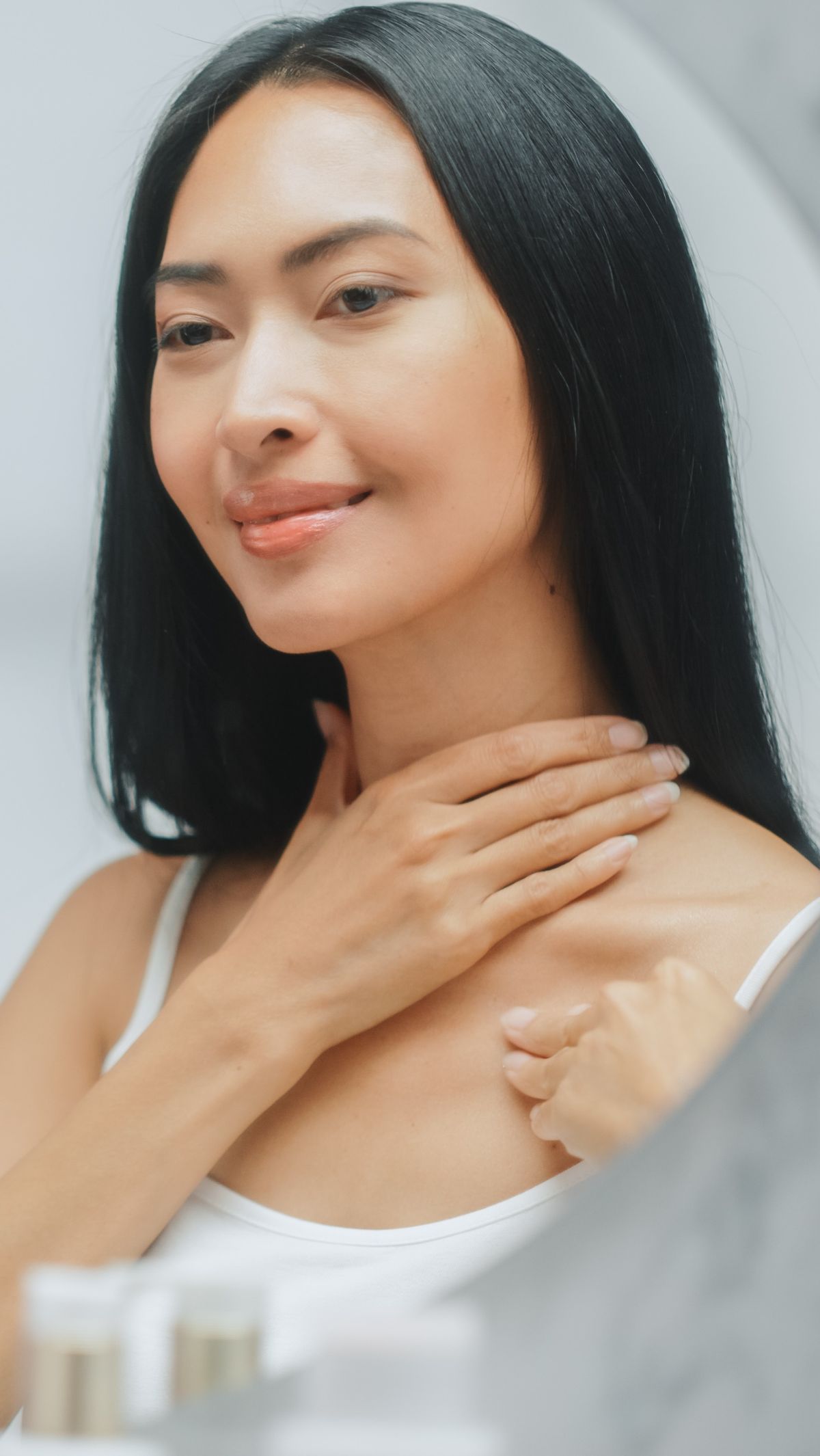 5 Trik Perawatan Leher Agar Tetap Fresh dan Awet Muda