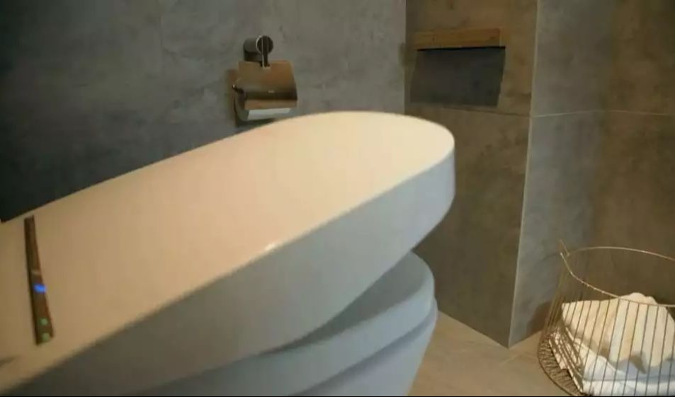 Toilet Otomatis