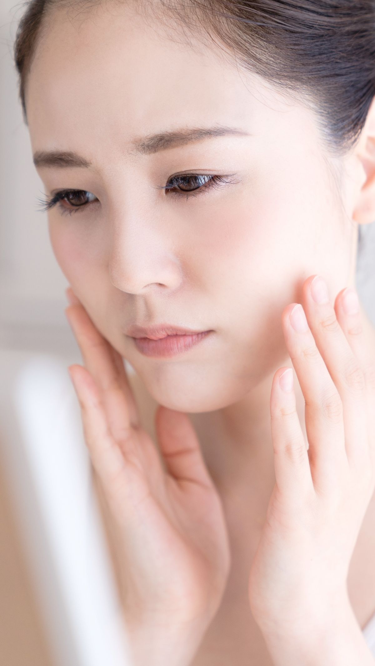 Jelang Lebaran Jangan Asal Beli Makeup, BPOM Kembali Rilis Merek Produk yang Berbahaya