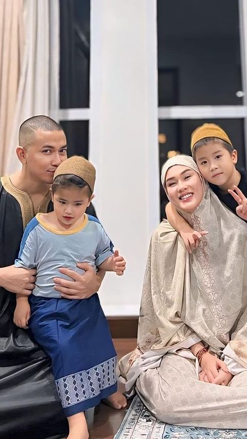Momen Haru Anak-Anak Mendiang Stevie Agnecya Tak Mau Ditinggal Kerja Anggi Pratama