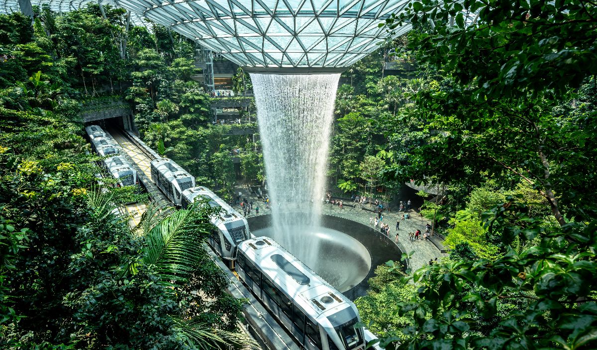 8. Singapura