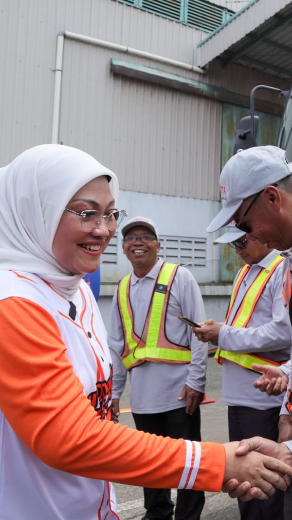 Kemnaker Berkomitmen Tingkatkan Kompetensi Tenaga Kerja yang Tersertifikasi