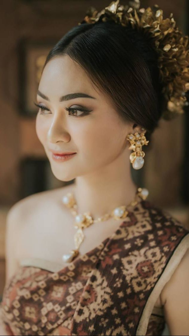Jarang Tersorot, 8 Potret Nindy Kakak Ipar Mahalini yang Tak Kalah Cantik dan Memiliki Profesi Mentereng
